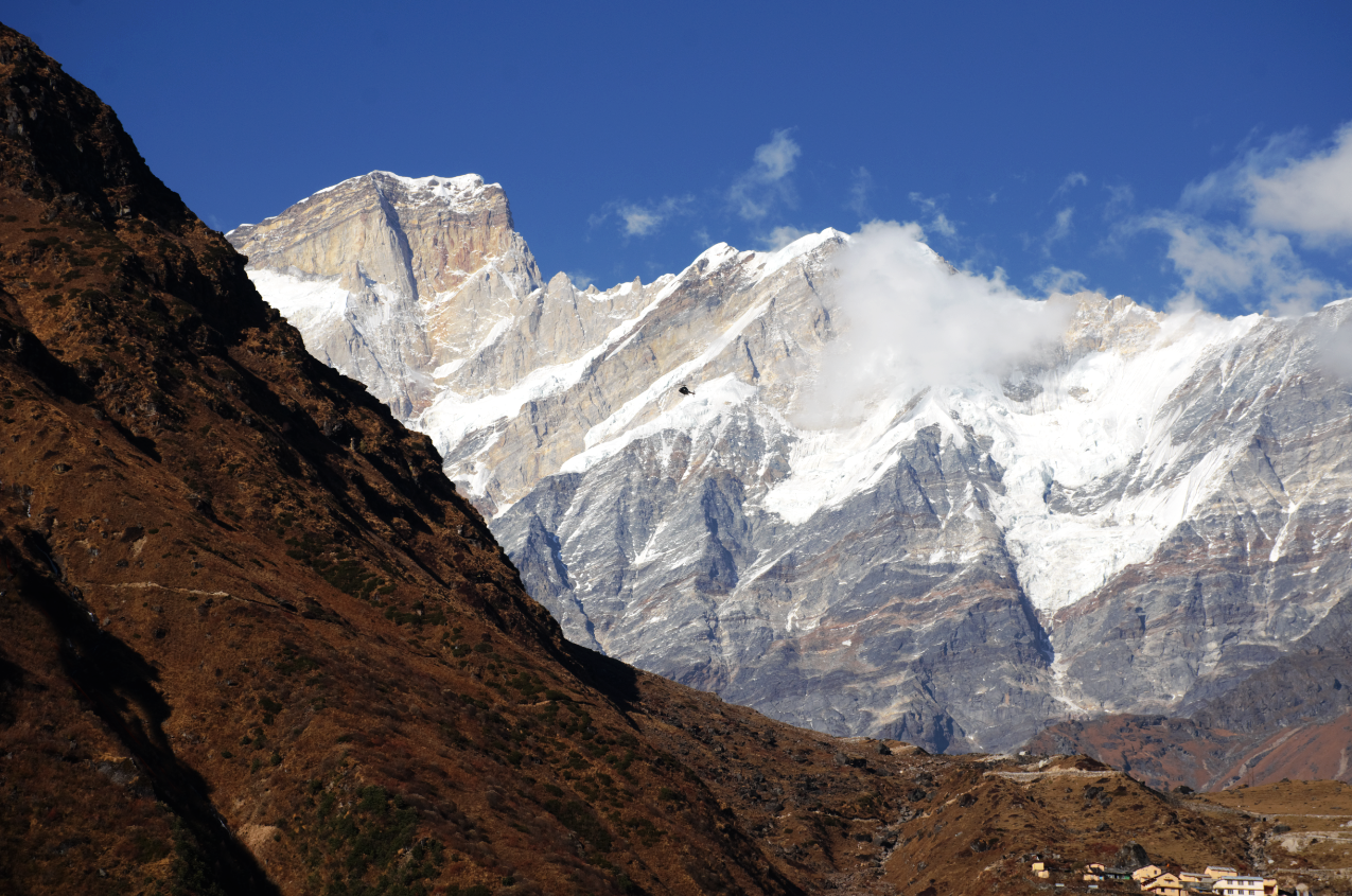 साल 2013 में केदार घाटी में आपदा ने जो तबाही मचाई थी, उसके जख्म अब भी नजर आते हैं।